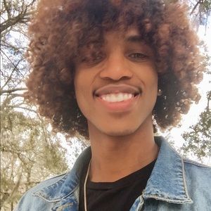 Meet your Posher, Josue